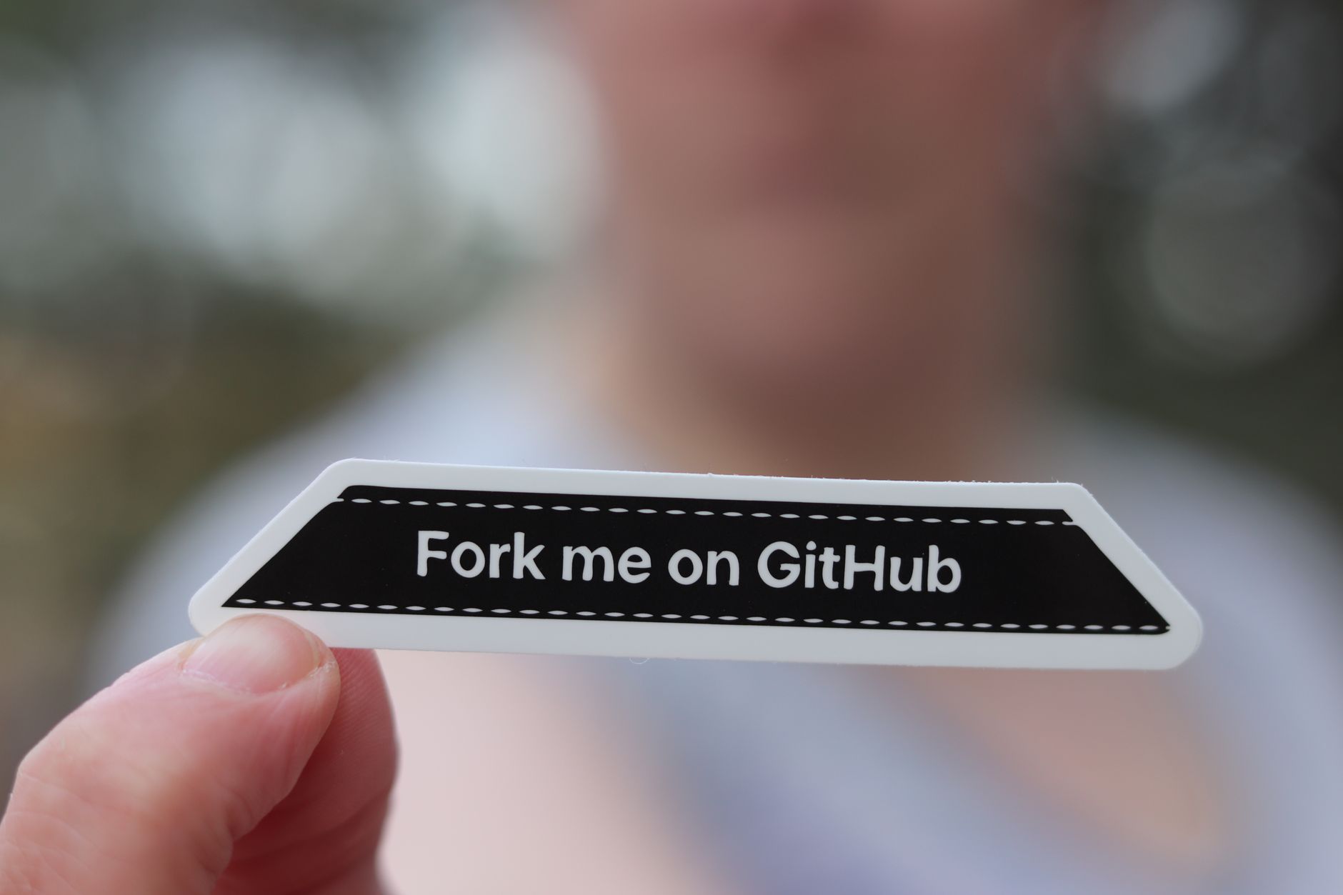 Jak wykryć wyciek klucza API w repozytorium GitHub i ograniczyć szkody